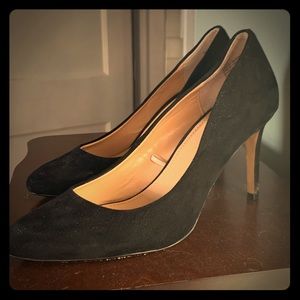 Express Suede Black Heels sz 9